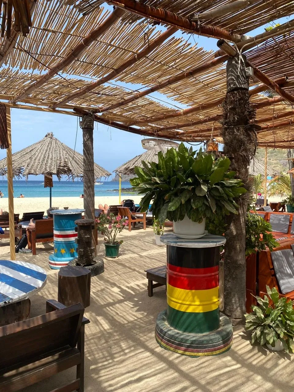Kabungo Beach Bar atmosphere, Tarrafal Cabo Verde